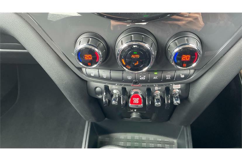 Mini Countryman John Cooper Works White #20