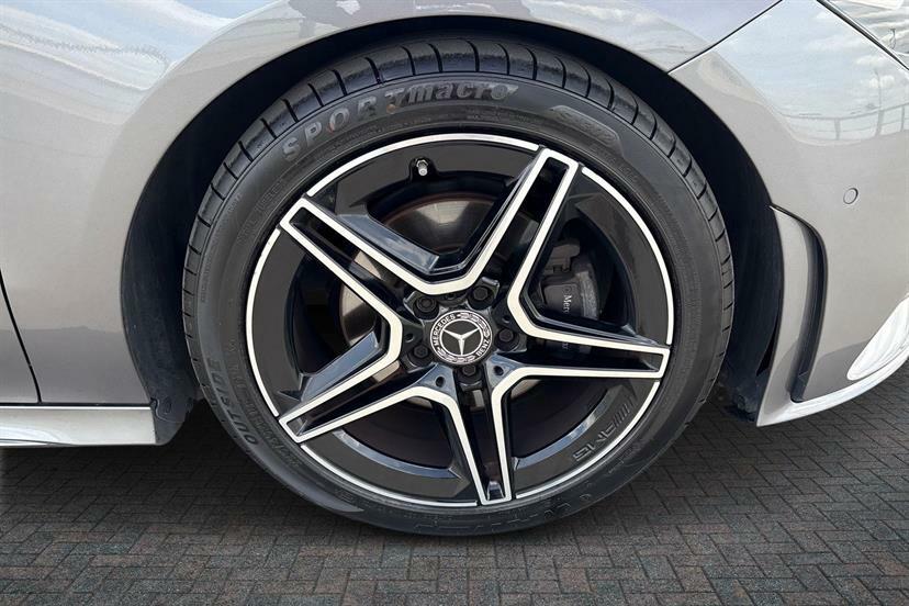 Mercedes-Benz CLA Class 180 Amg Line Premium Tip Grey #4