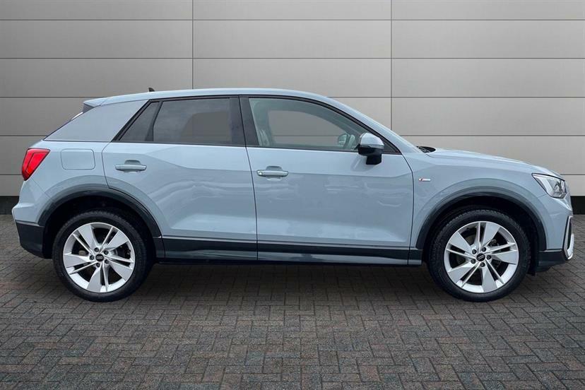 Audi Q2 35 Tfsi S Line S Tronic Grey #4