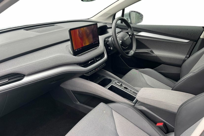Skoda ENYAQ 82Kwh 85 Edition Coupe 286 Ps GF25VXT Silver #2