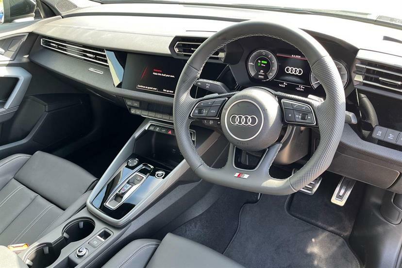 Audi A3 1.5 Tfsi E 204 Black Edition S Tronic Black #6