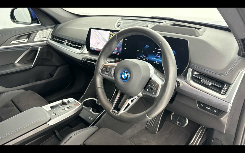 BMW iX1 Ix1 Edrive20 M Sport YL25CXN Blue #6