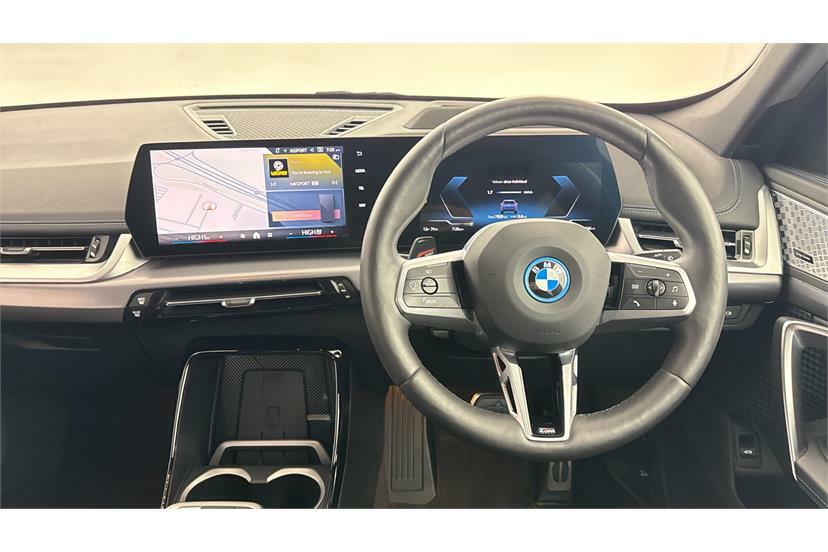 BMW iX1 150Kw Edrive20 M Sport 65Kwh Blue #5
