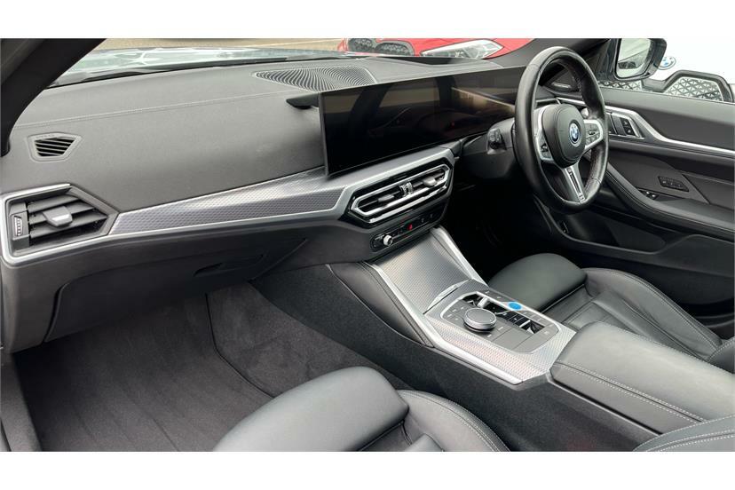BMW i4 Hatchback Black #7
