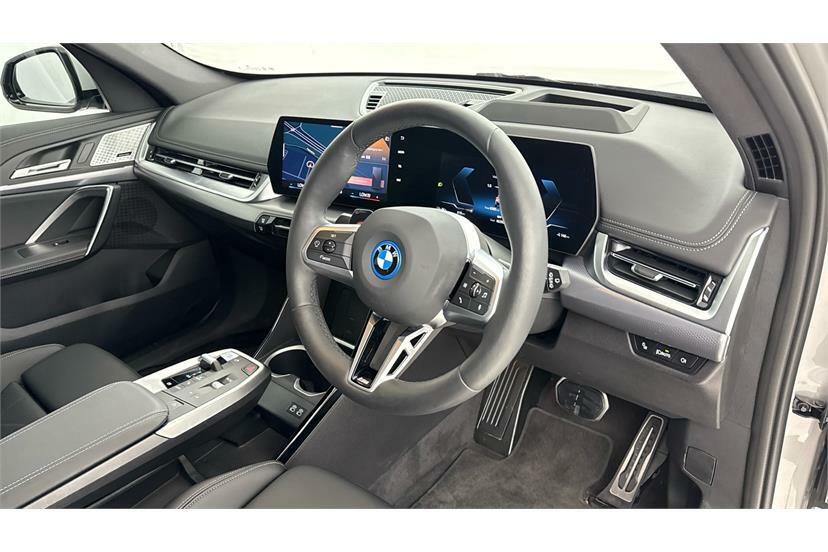 BMW iX1 230Kw Xdrive30 M Sport 65Kwh Silver #6