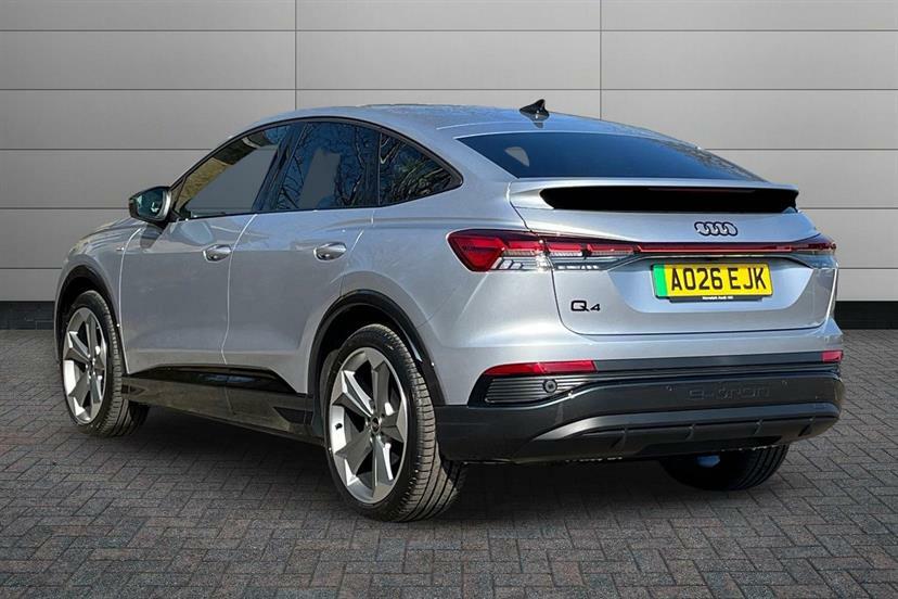Audi Q4 E Tron 210Kw 45 82Kwh Black Edition Tech Pro Silver #3