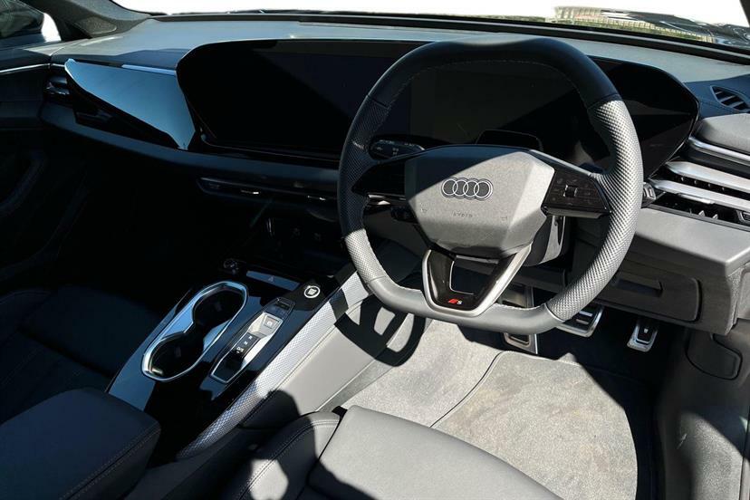 Audi A6 2.0 E-hybrid Quattro 299 S Line S Tronic Black #5