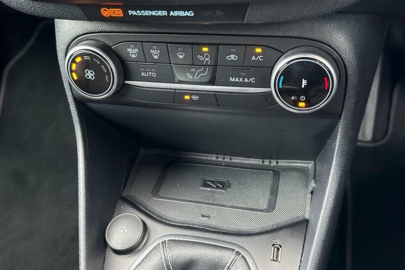 Ford Fiesta Silver #15