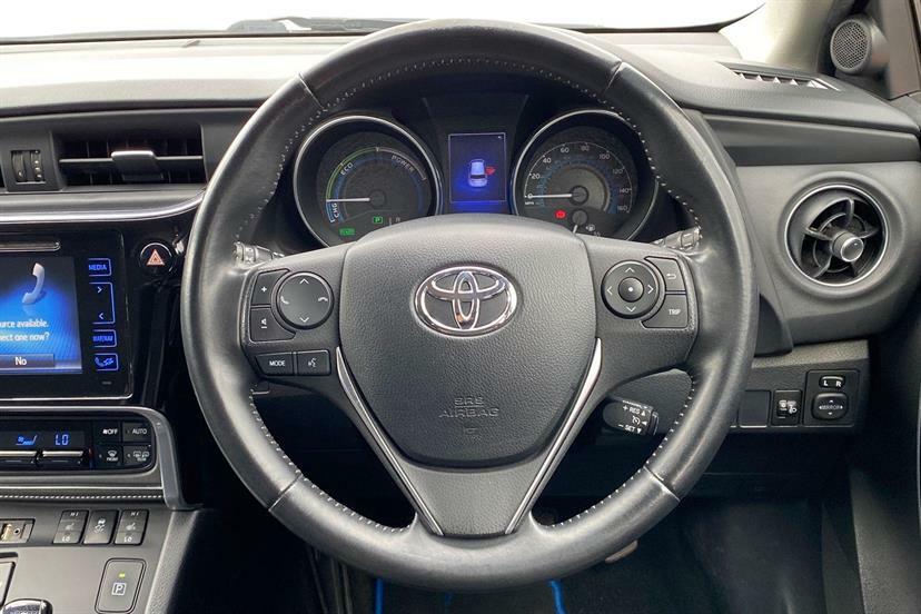 Toyota Auris Excel Blue #8