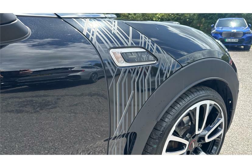 Mini Clubman  Black #22