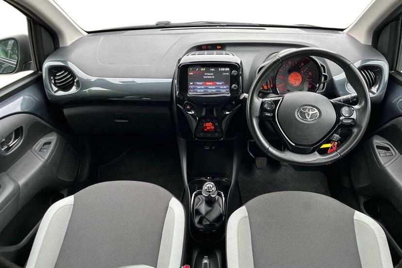 Toyota Aygo 1.0 Vvt-i X-press Grey #5