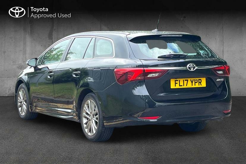 Toyota Avensis 1.6D Business Edition Black #3