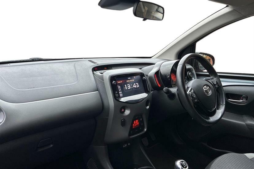 Toyota Aygo 1.0 Vvt-i X-trend Tss Black #5