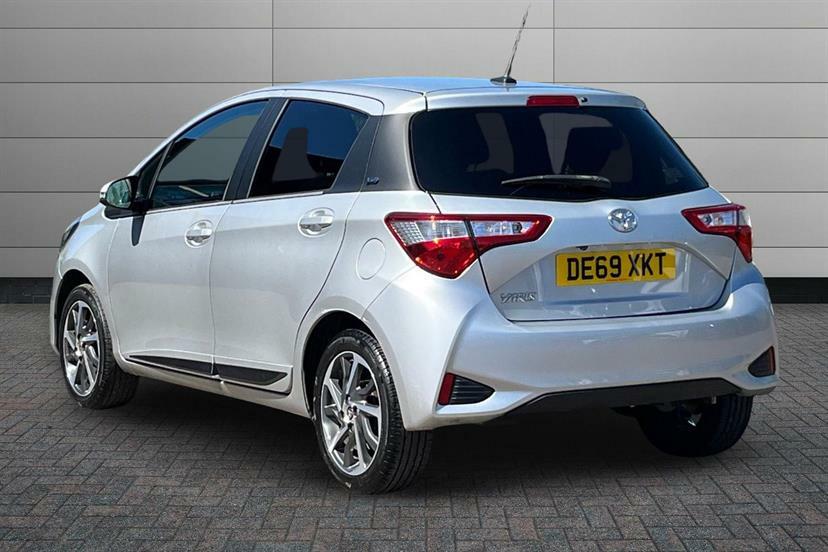 Toyota Yaris 1.5 Vvt-i Y20 Bi-tone Silver #3