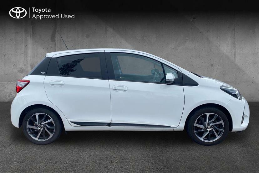 Toyota Yaris Excel Red #14