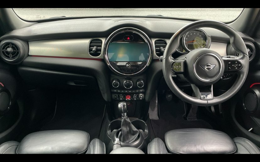 Mini Hatch 5-Door Hatch Cooper Exclusive AV22CZB Black #4