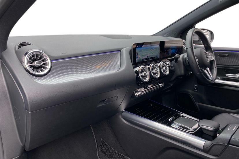 Mercedes-Benz B Class Mpv Black #8