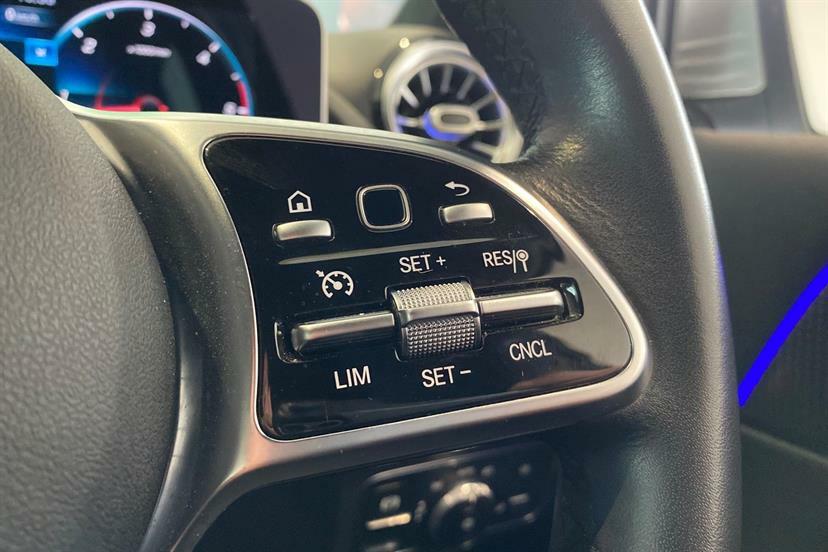 Mercedes-Benz B Class Mpv Black #21