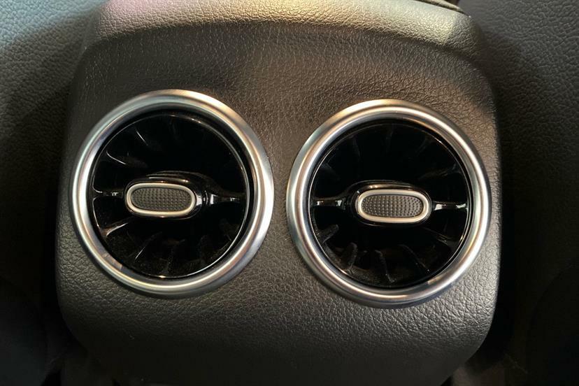 Mercedes-Benz B Class Mpv Black #30