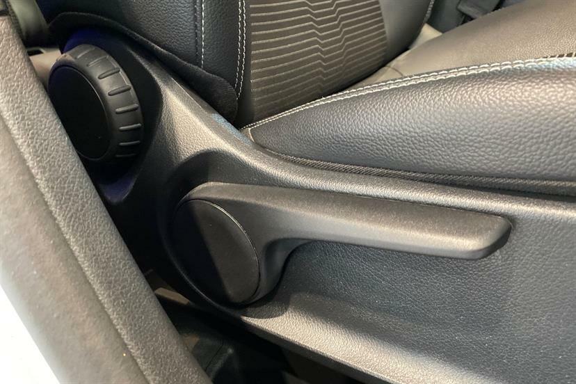 Mercedes-Benz B Class Mpv Black #39