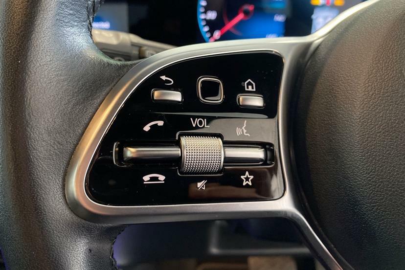 Mercedes-Benz B Class Mpv Black #28