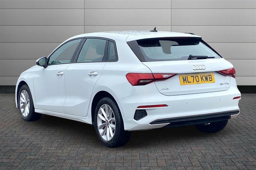 Audi A3 30 Tfsi Technik White #2