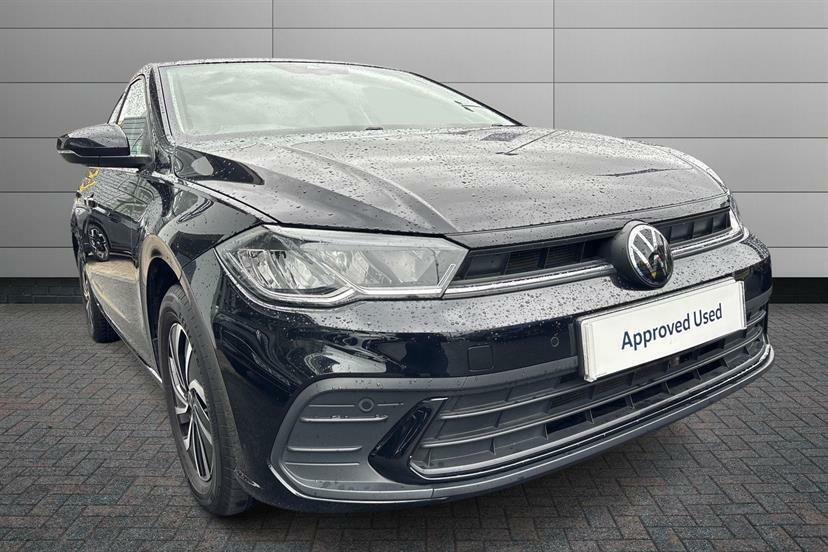 Volkswagen Polo Hatchback Black #6