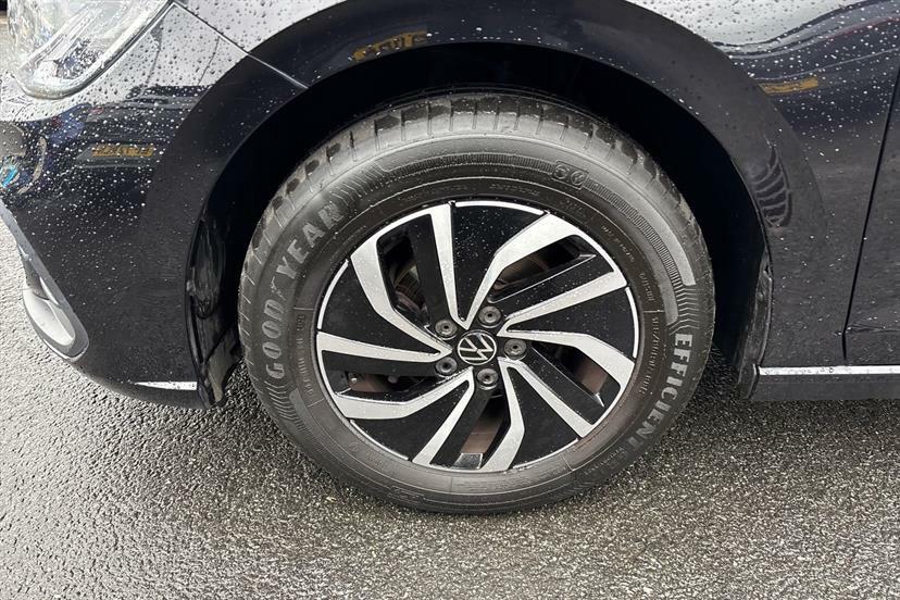 Volkswagen Polo Hatchback Black #15