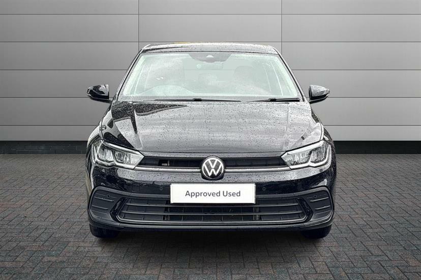 Volkswagen Polo Hatchback Black #4