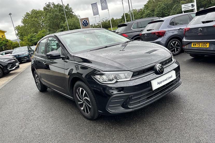 Volkswagen Polo Hatchback Black #11