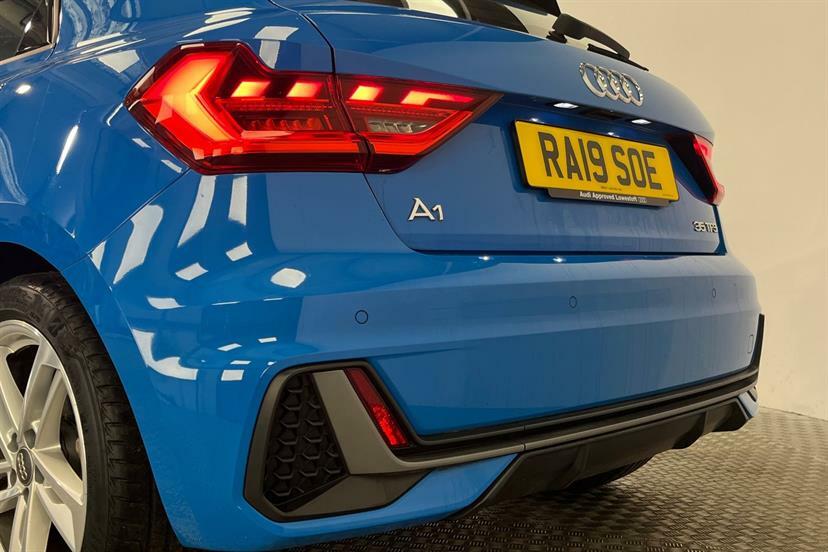 Audi A1 25 Tfsi S Line White #27