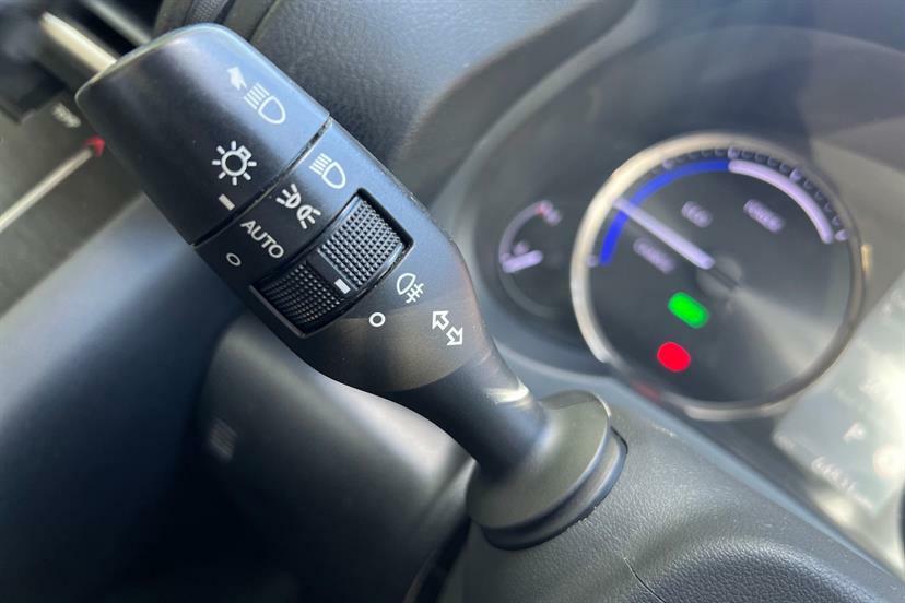 Lexus IS Is 300H Premier Cvt Silver #15
