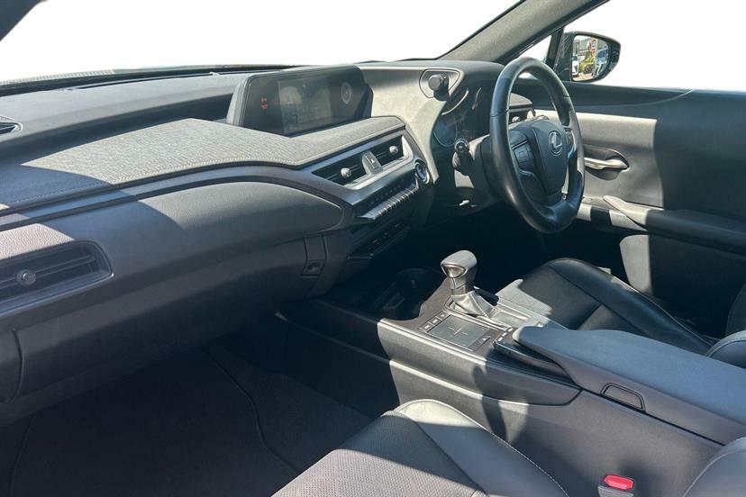 Lexus UX 250H 2.0 Cvt Without Nav  #2