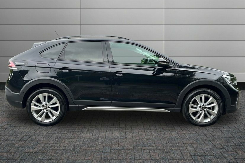 Volkswagen Taigo 1.0 Tsi Match Suv 95 Ps Low In GD25XWK Black #4