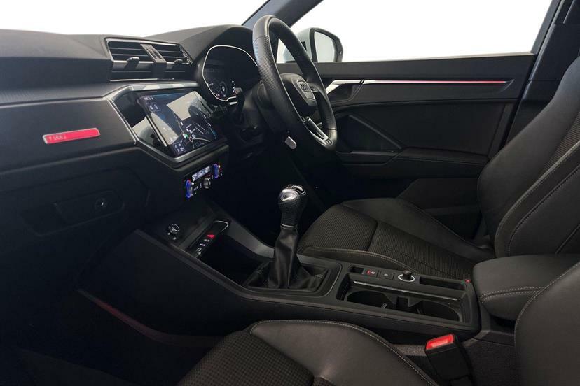 Audi Q3 35 Tfsi S Line White #2