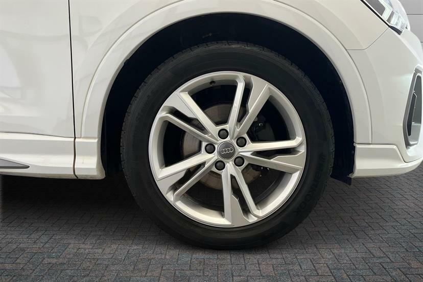 Audi Q3 35 Tfsi S Line White #5