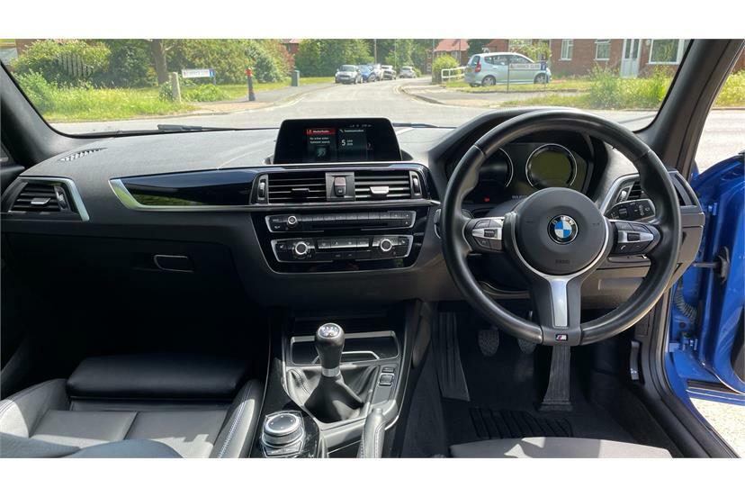 BMW 1 Series 118I 1.5 M Sport Shadow Edition Blue #4