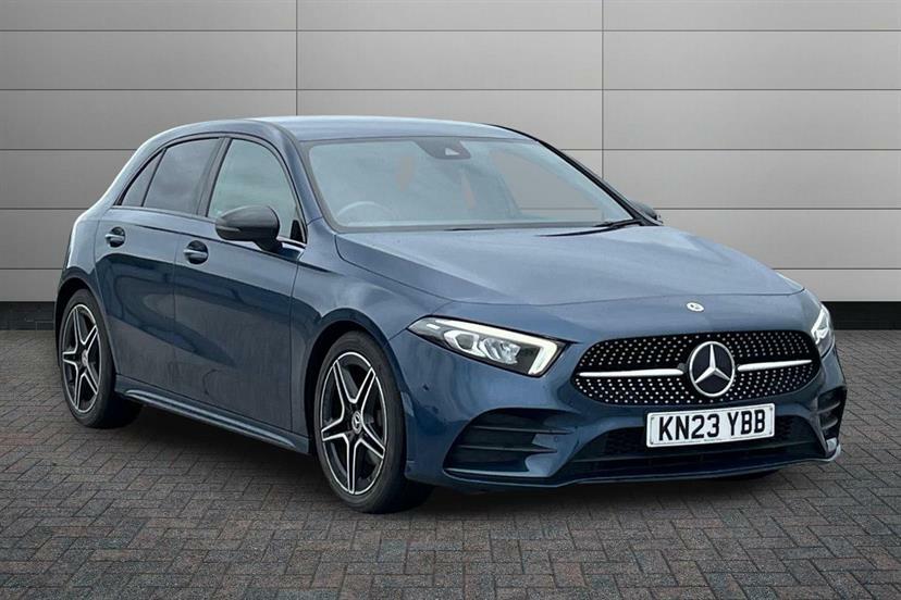Mercedes-Benz A Class A180 Amg Line Executive Blue