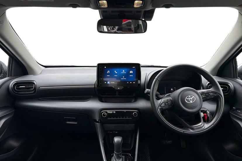 Toyota Yaris 1.5 Hybrid Design Cvt White #5