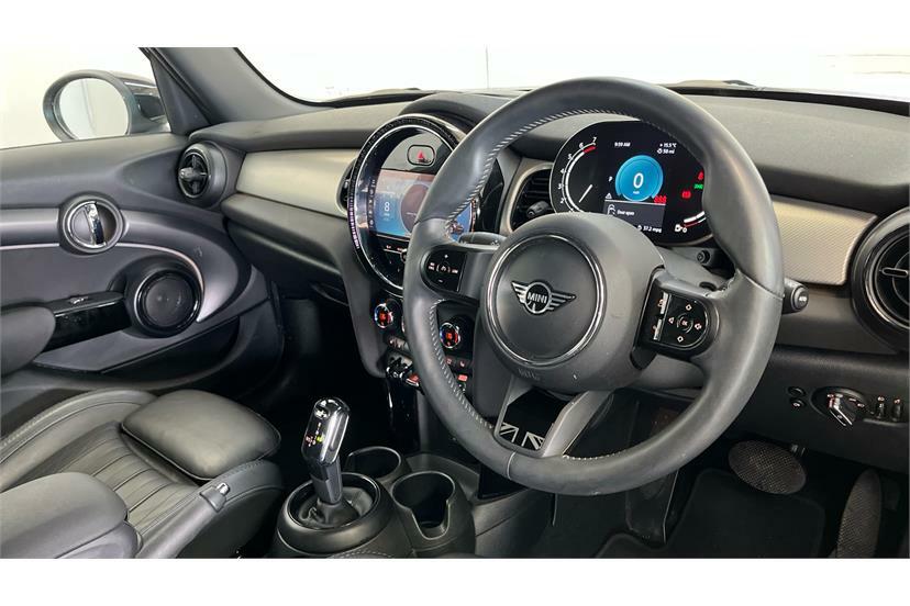 Mini Hatch 1.5 Cooper Exclusive Premium Plus Black #4