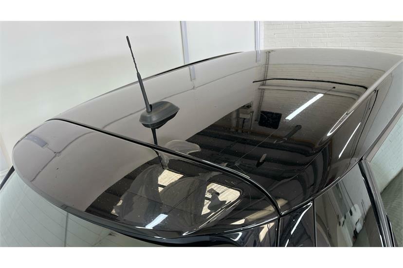 Mini Hatch 1.5 Cooper Exclusive Premium Plus Black #19