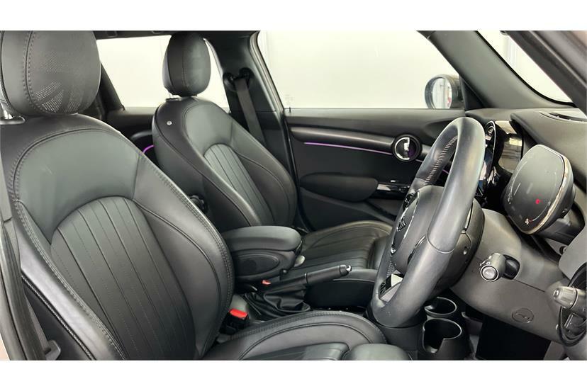 Mini Hatch 1.5 Cooper Exclusive Premium Plus Black #9