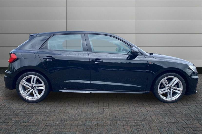 Audi A1 30 Tfsi 110 S Line Black #4