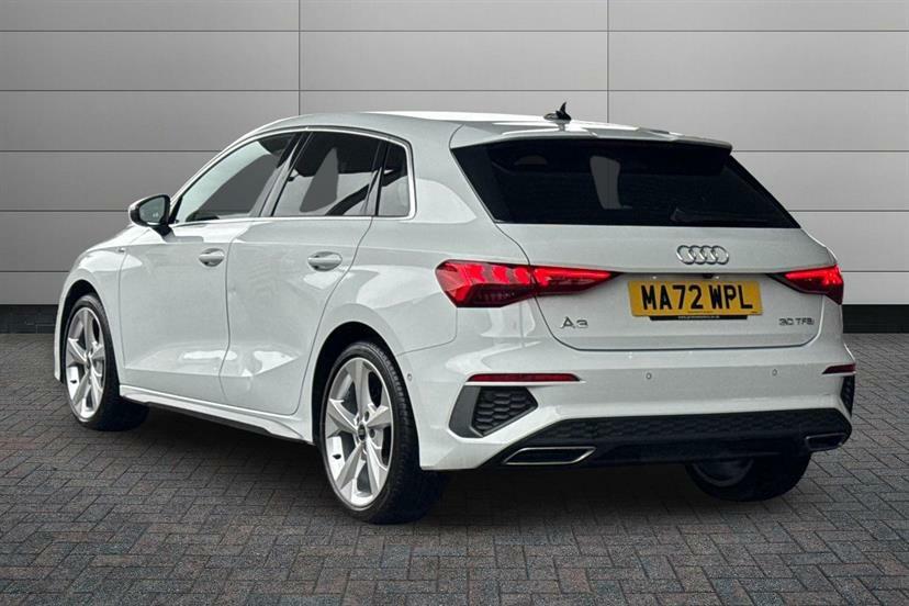 Audi A3 30 Tfsi S Line Comfortsound White #3
