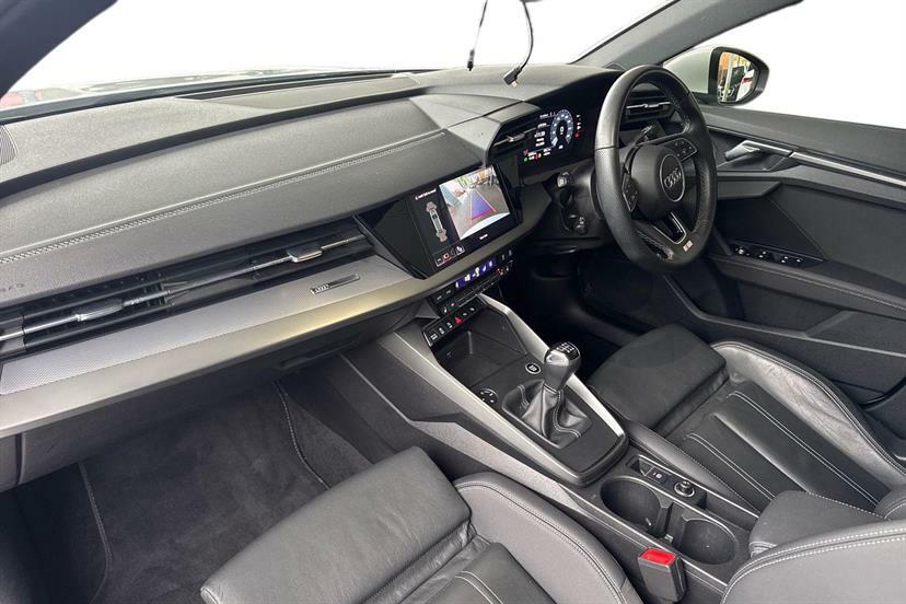 Audi A3 30 Tfsi S Line Comfortsound White #2
