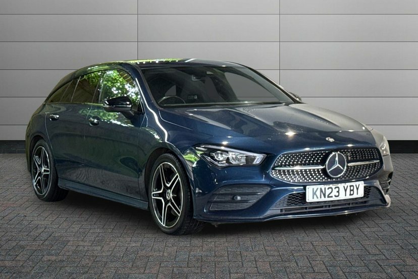 Mercedes-Benz CLA Class Cla200 Amg Line Premium Shooting Brake Blue