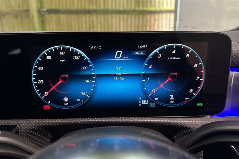 Mercedes-Benz CLA Class 200 Amg Line Premium Tip Blue #6