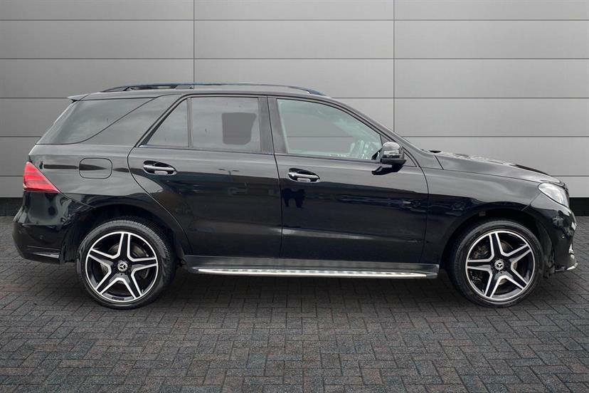 Mercedes-Benz GLE Class 250D 4Matic Amg Night Ed Prem 9G-tronic Black #2