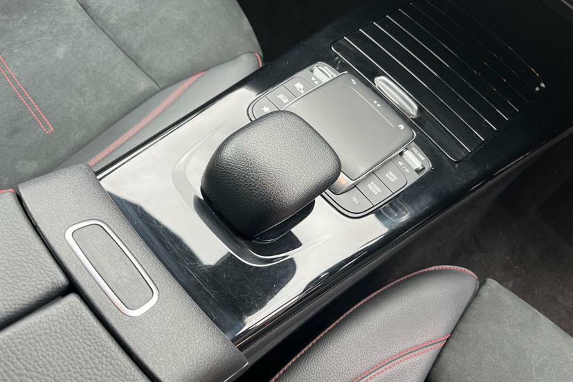 Mercedes-Benz CLA Class 200 Amg Line Premium Tip Blue #6