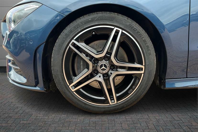 Mercedes-Benz CLA Class 200 Amg Line Premium Tip Blue #4
